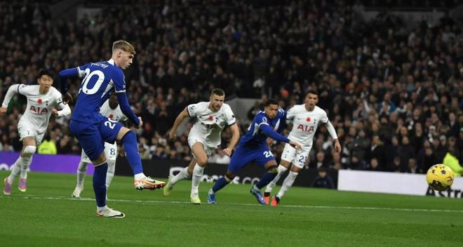 美媒：哈克斯目前是年度最佳第六人热门人选（美媒：哈克斯是本季最佳第六人热门）