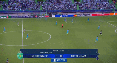 她是海港小球迷，女高中生与海港的故事（女高中生与海港的青春情缘）