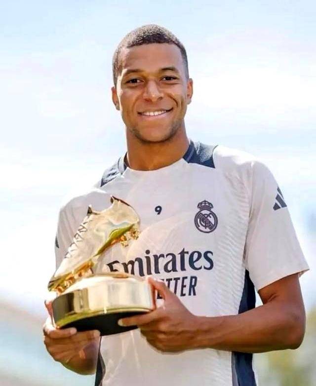 李嗣镕：首秀进球感觉很幸福，感谢教练给我机会（李嗣镕：处子战破门倍感幸福，感谢教练给予机会）