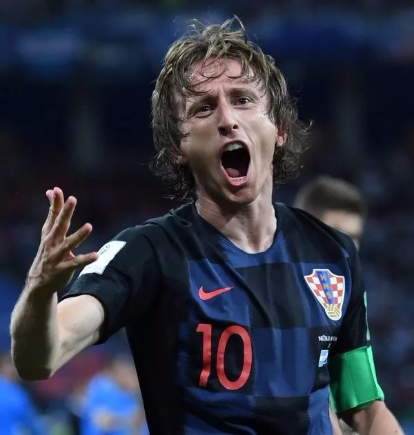 齐沃：祝去国家队报到的球员们好运，也衷心祝意大利好运（齐沃：预祝报到国家队的球员们顺利，也衷心祝愿意大利好运）