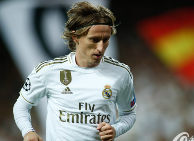 这场比赛强度堪比季后赛（这场对决强度直追季后赛）